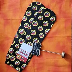 Buc-ee's Crew Socks One Size Fits Most Black Yellow Red Brown New